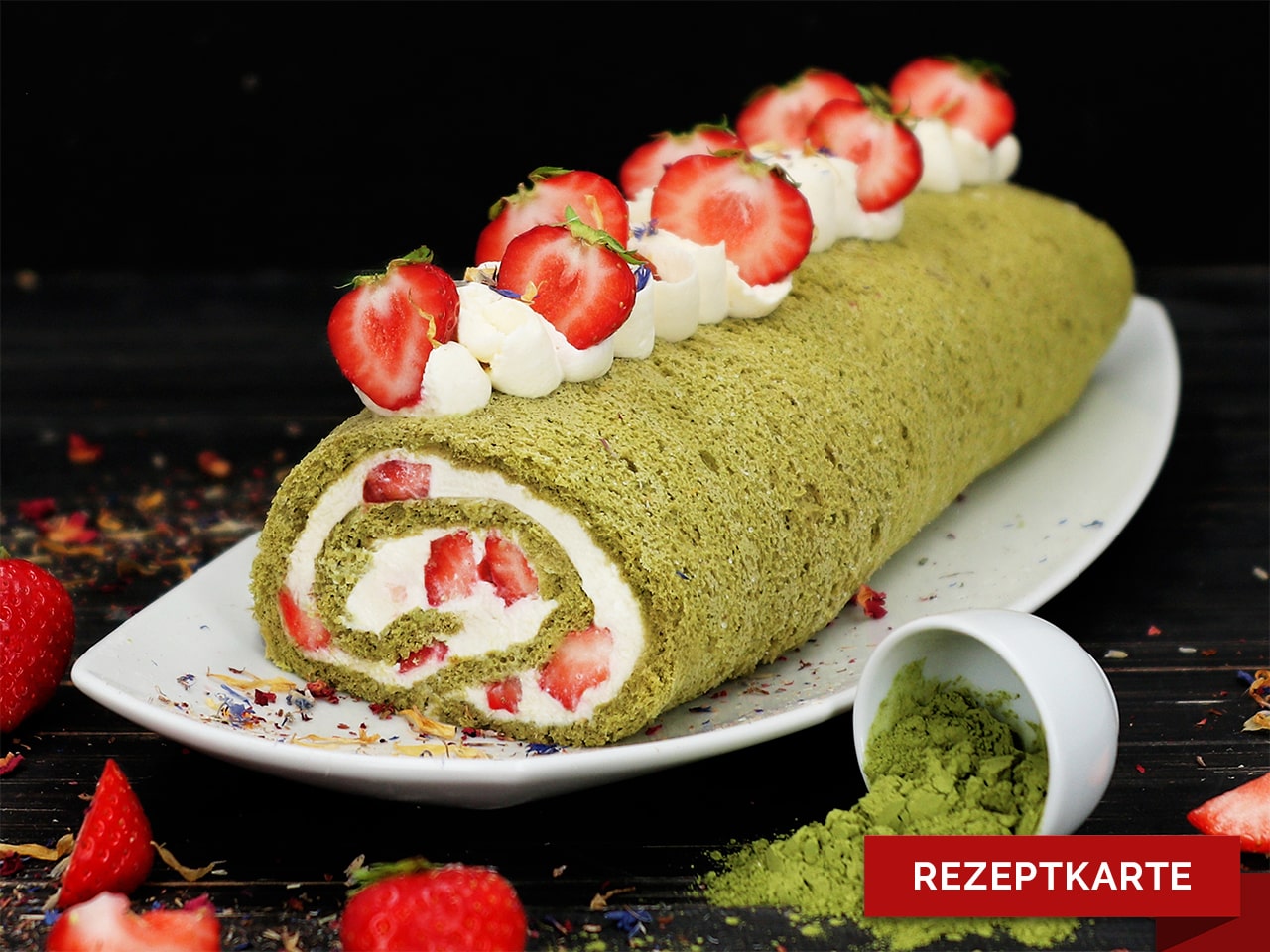 matcha erdbeer biskuitrolle rezeptkarte