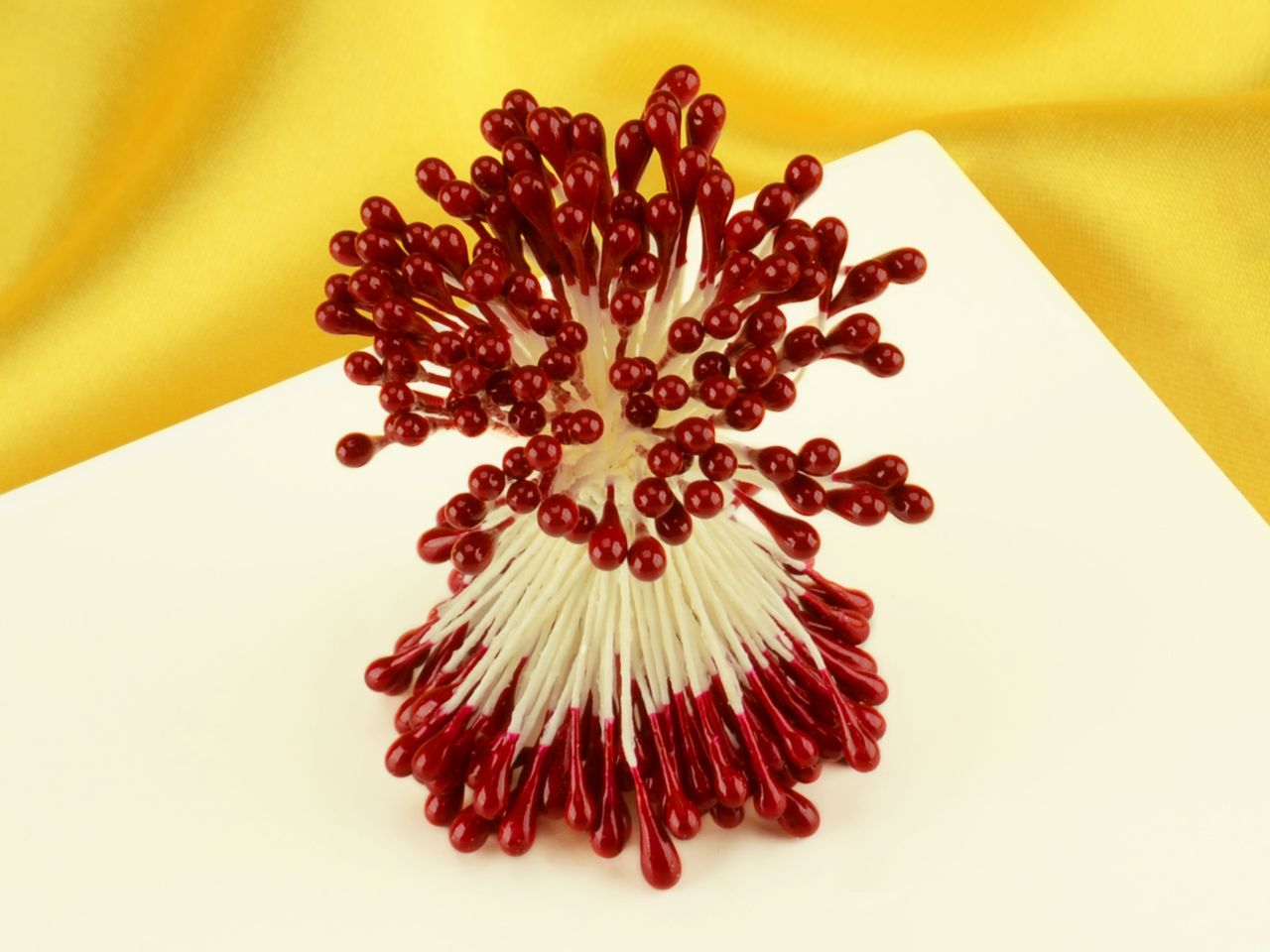 flower stamens red 120 pieces