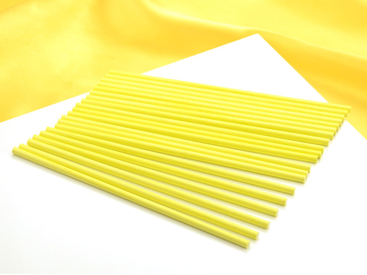stiele fuer lollis 20 stueck 15cm gelb