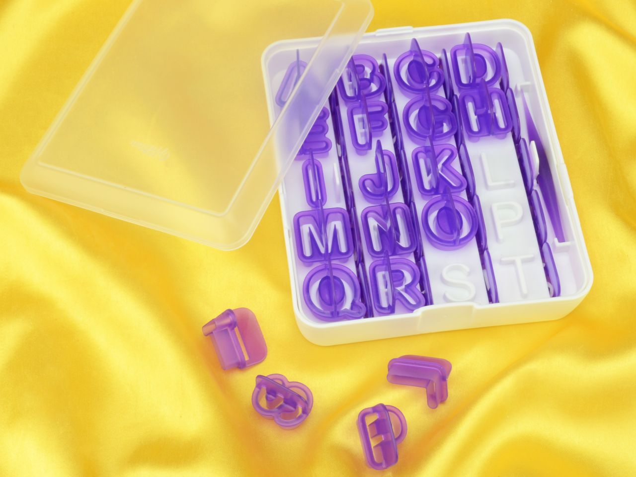 wilton alphabet number cut outs set 40er