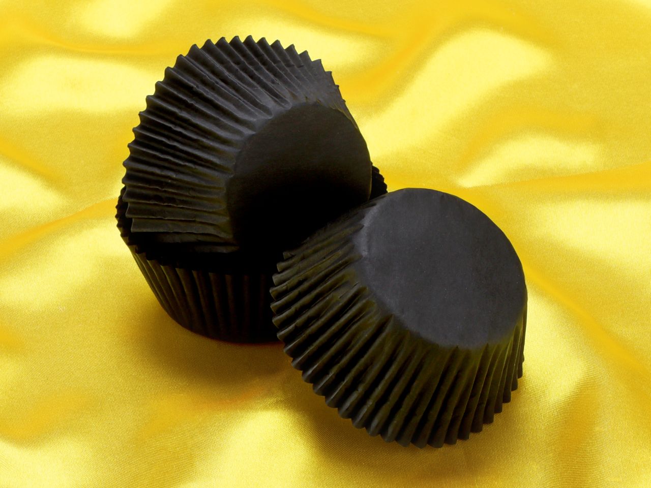 muffin cases black 48 pieces