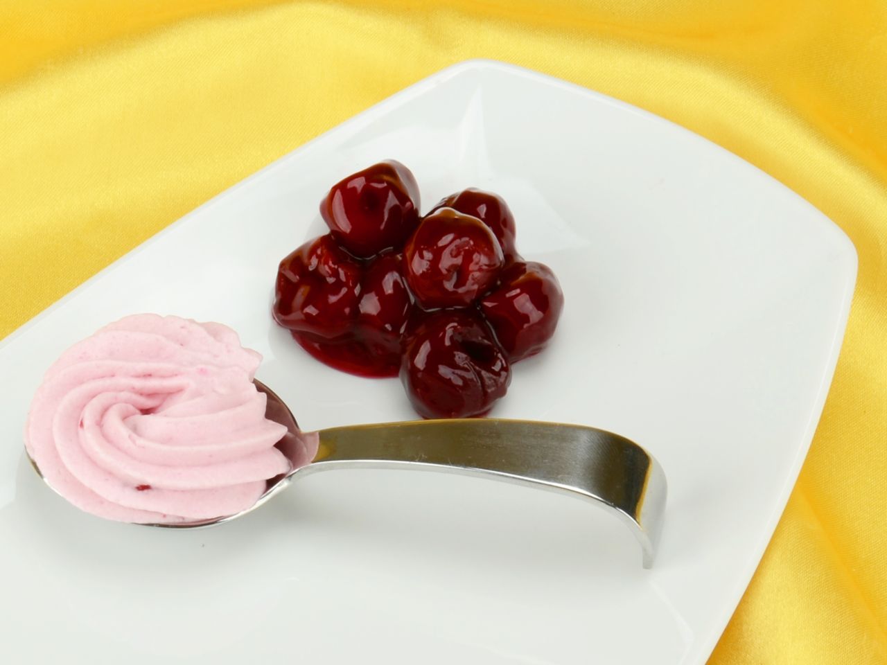 cream stabilizer fond sour cherry 100g