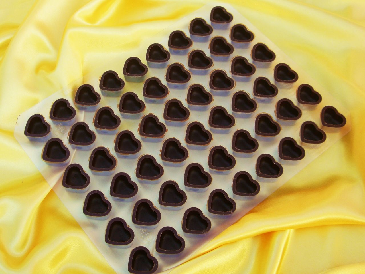 1 sheet heart shells dark