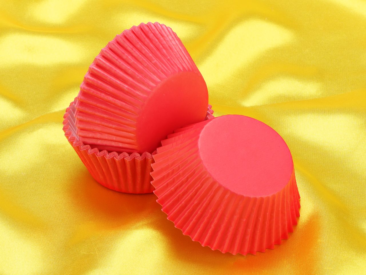 muffin cases red velvet red 48 pieces