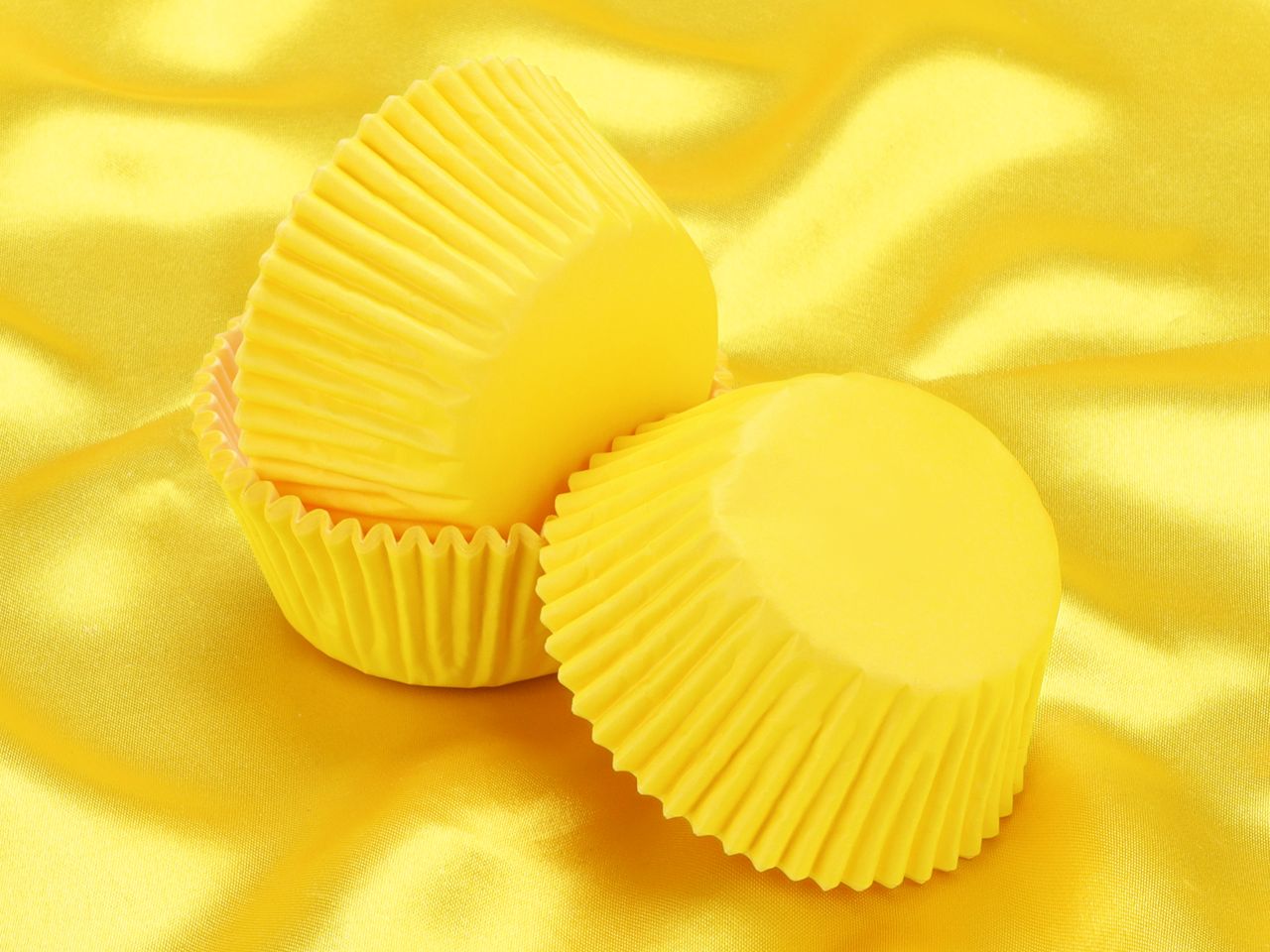 muffin cases yellow 48 pieces