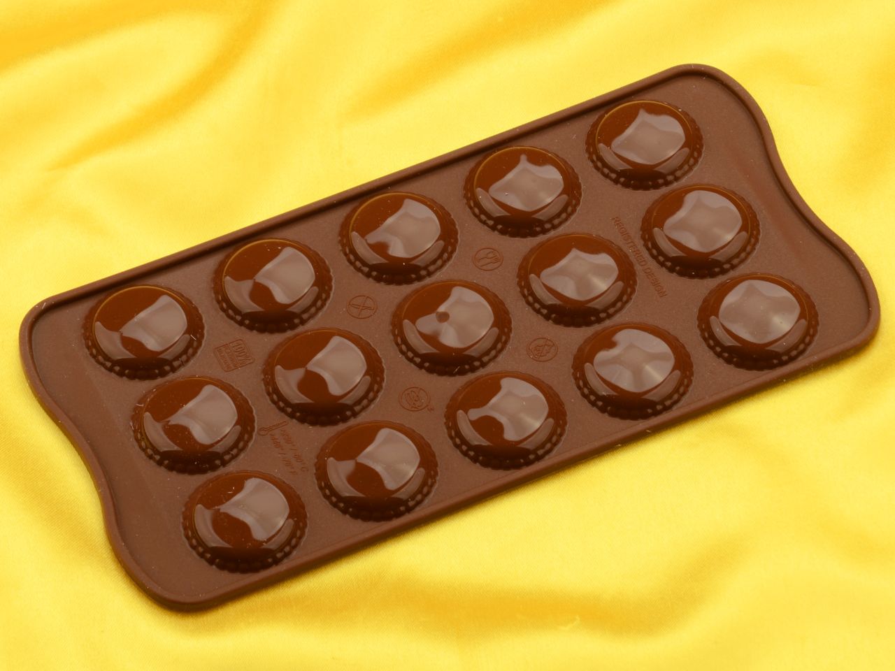 silicone praline mould macaron