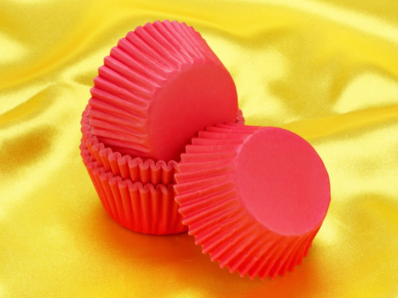 mini muffin cases red velvet cupcakes 60 pieces